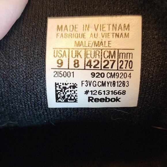 Reebok Classic Sneakers - 9 - Picture 10 of 13